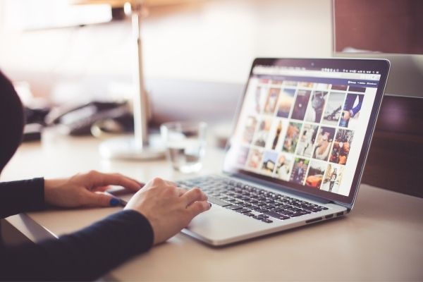 CRÉATION DE SITE WEB avec Présence Numérique vous accueil